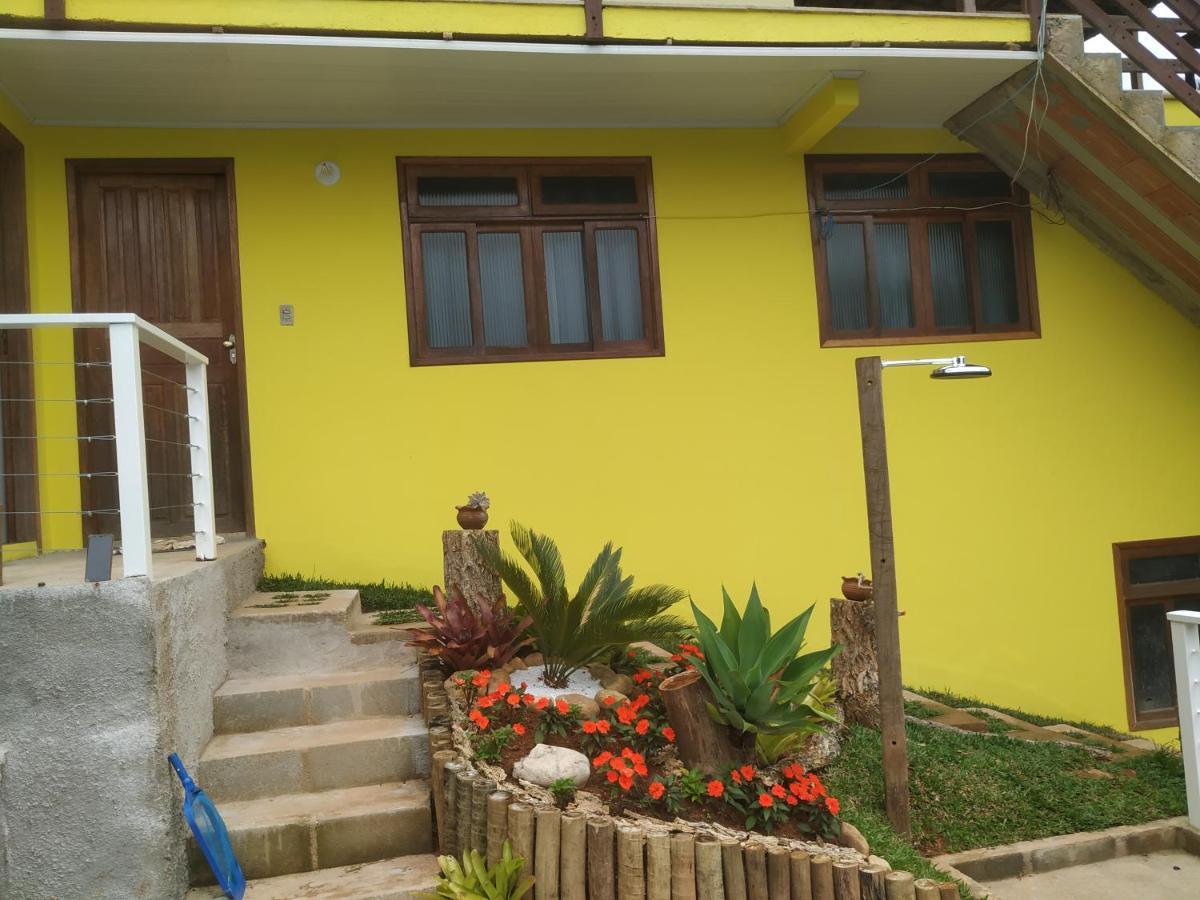 Casa Aconchegante Com Linda Vista A 5 Min Do Centro Villa โนวาฟริบูร์โก ภายนอก รูปภาพ