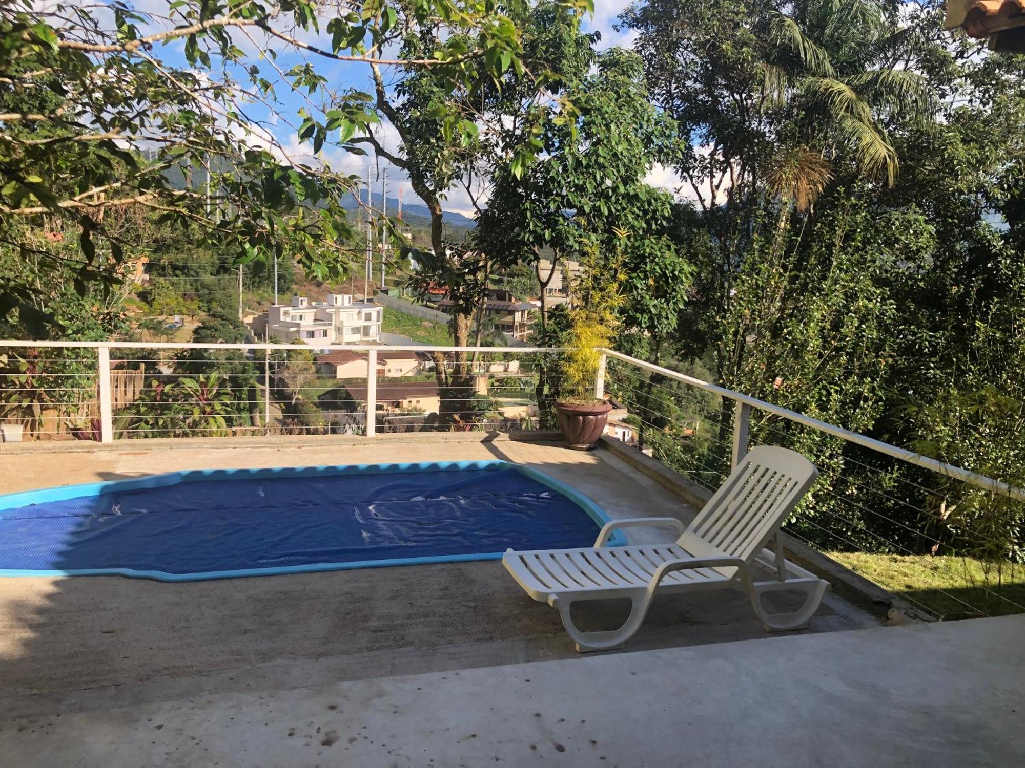 Casa Aconchegante Com Linda Vista A 5 Min Do Centro Villa โนวาฟริบูร์โก ภายนอก รูปภาพ